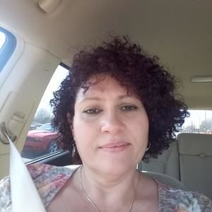 Meet your Posher, Simone camila